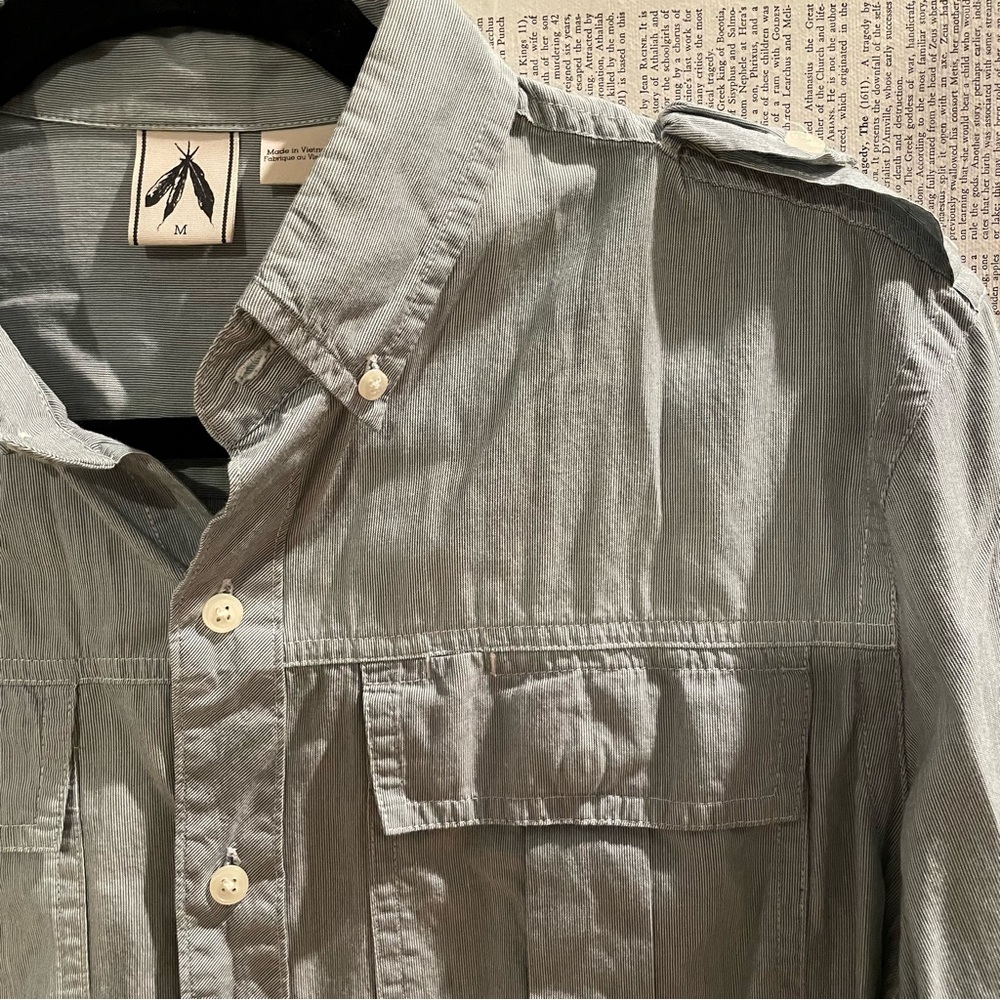 Men’s Casual Button-Down Shirt